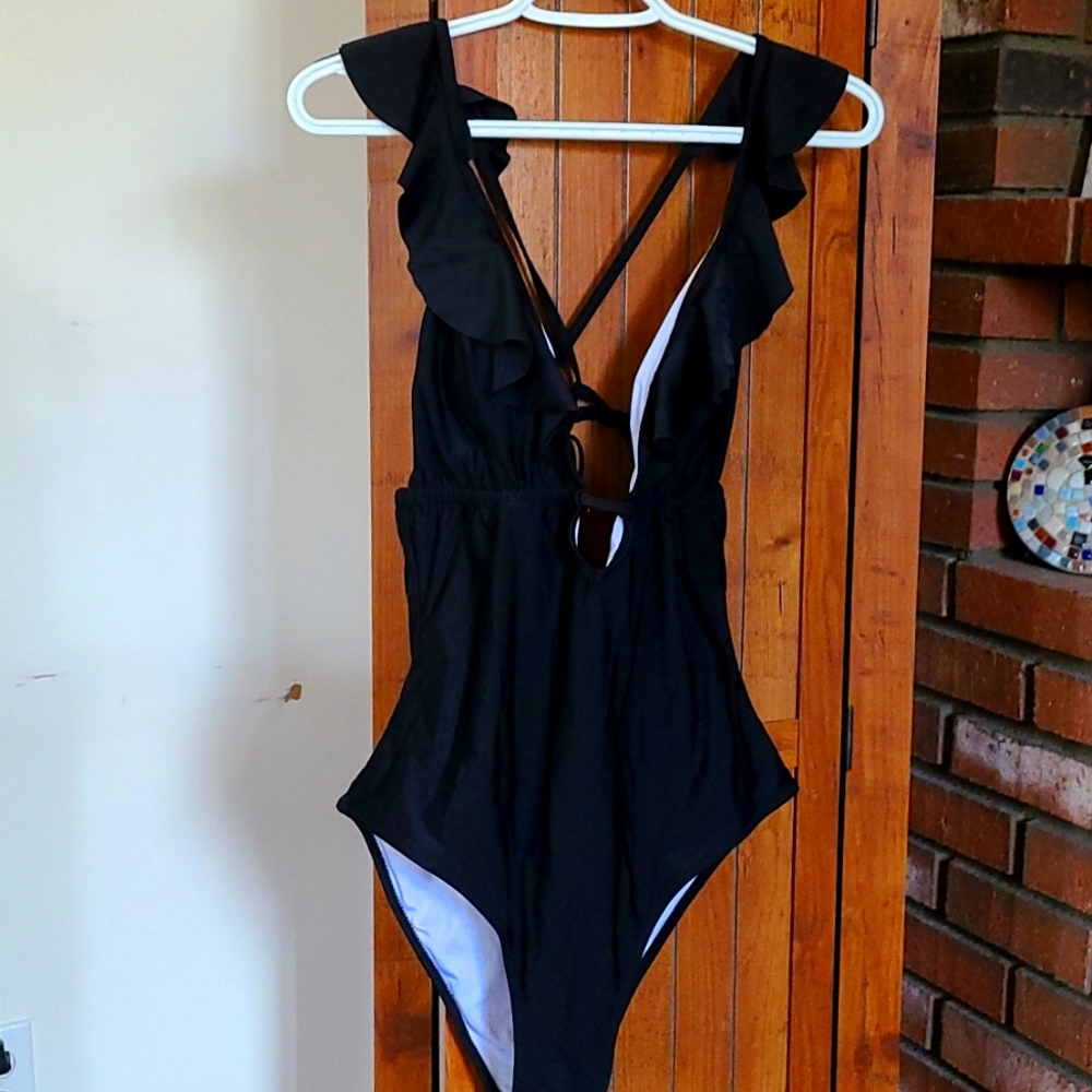Cupshe One-piece suit, L